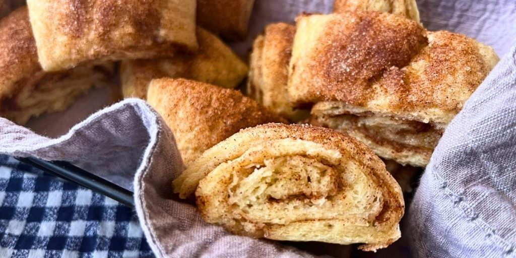 mini cinnamon roll bites in a basket
